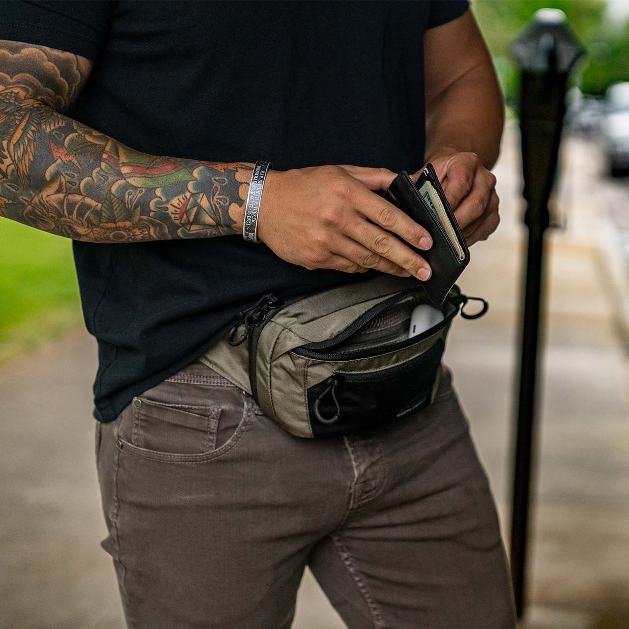 EBERLESTOCK BANDO BAG Concealed Carry Fanny / Hip Pack - Coyote OD-A-L2MC asgbox.pl EBERLESTOCK BANDO BAG Concealed Carry Fanny / Hip Pack - Coyote - obrazek 2