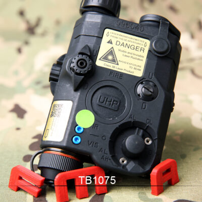 FMA AN/PEQ15 LA5-C UHP Version (LED Flashlight, Green / IR Laser) - Black OD-A-TB1075-BK asgbox.pl FMA AN/PEQ15 LA5-C UHP Version (LED Flashlight, Green / IR Laser) - Black OD-A-TB1075-BK asgbox.pl