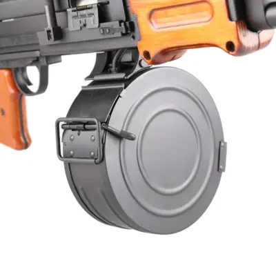 Alternative view of Replika karabinu maszynowego RPD