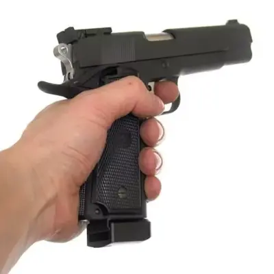 Alternative view of Pistolet P14 [GC0334]