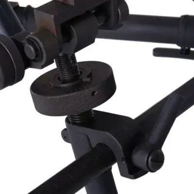 Alternative view of Trójnóg do M60