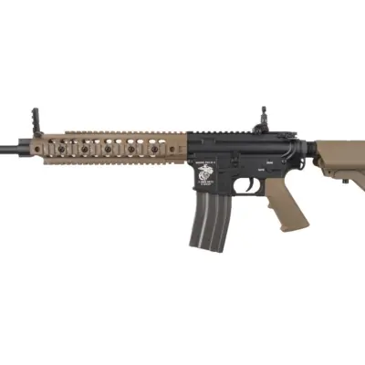 Replika karabinka SA-B03 ONE™ SAEC™ System - Half Tan OD-G-SPE-01-010885-00 asgbox.pl Replika karabinka SA-B03 ONE™ SAEC™ System - Half Tan OD-G-SPE-01-010885-00 asgbox.pl