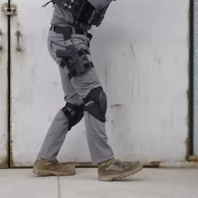 Zestaw ochraniaczy na kolana - piaskowe OD-G-GFT-27-000951-00 asgbox.pl