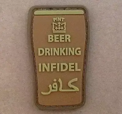 Alternative view of Naszywka 3D - Beer drinking infidel - Coyote