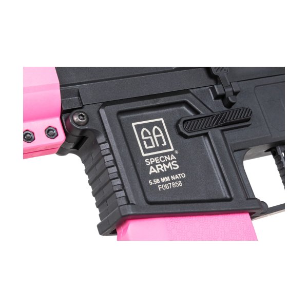 asgbox.pl - Karabinek ASG Specna Arms SA-F04-RL FLEX™ Gen.2 BLDC™ HAL ETU™ Light Ops Stock/New Receiver Różowy